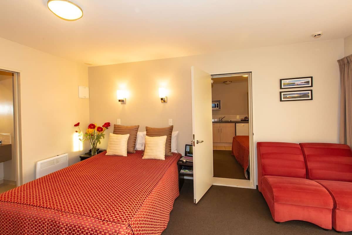 Desk, blackout curtains, iron/ironing board, free WiFi