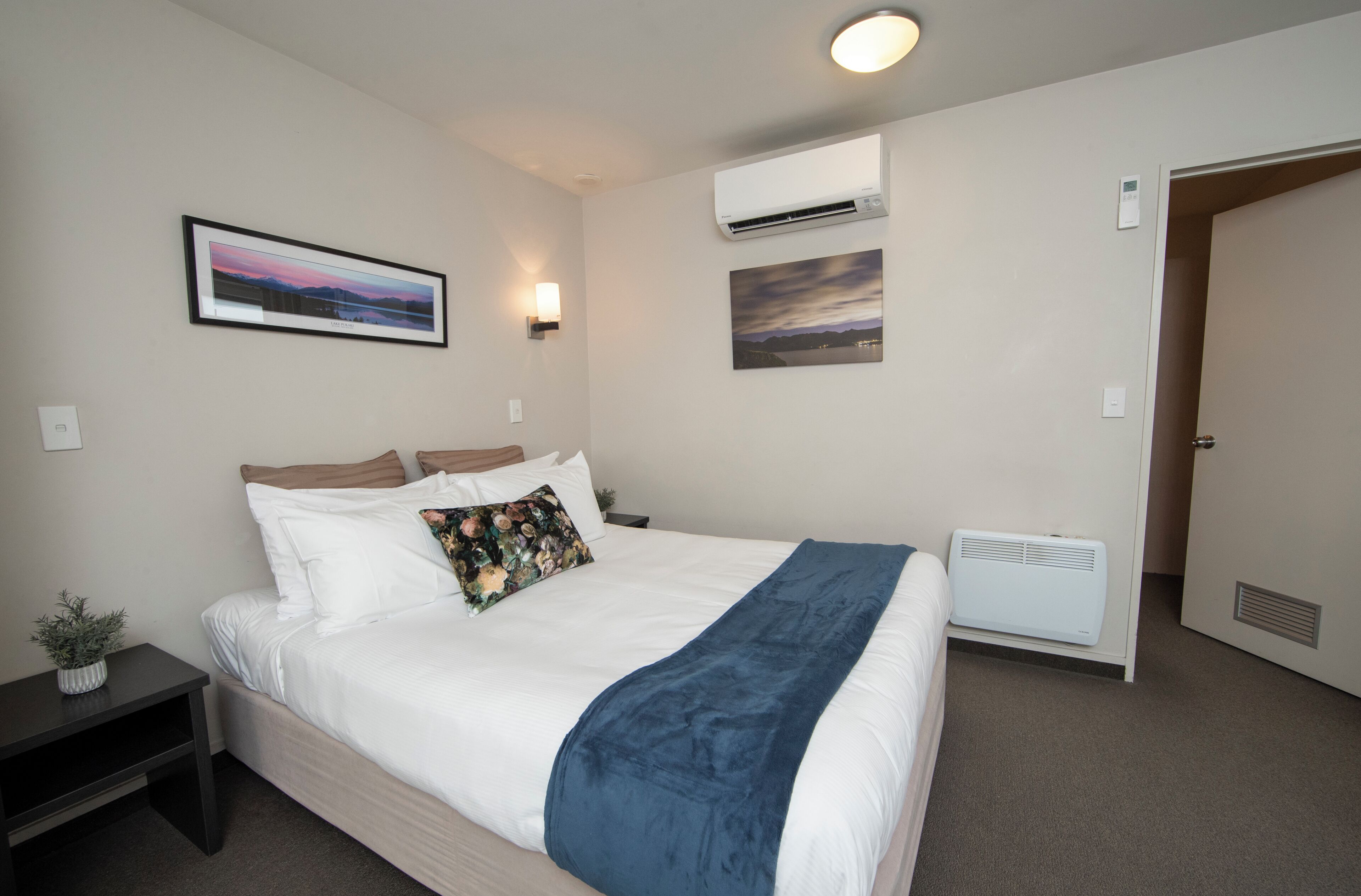 Photo - Cranford Oak Motel