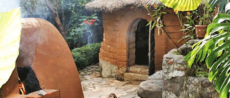 Body treatments, deep-tissue massages, Swedish massages