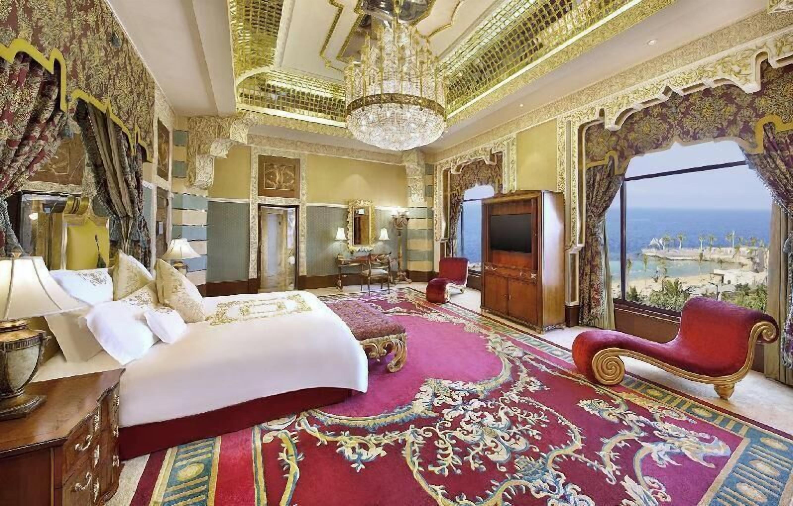 Ropa de cama de alta calidad y minibar 