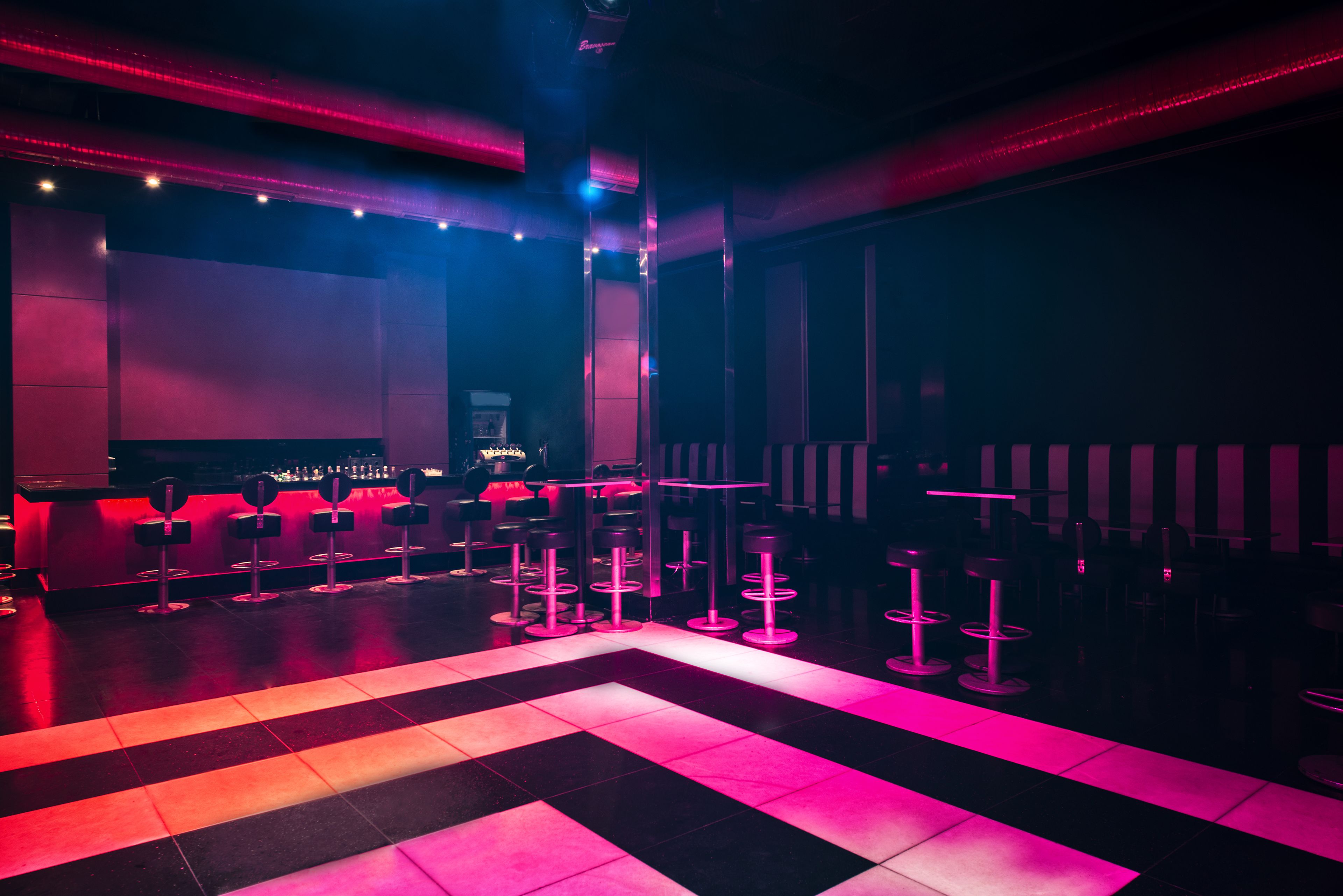 Photo - Delphin Diva Premiere