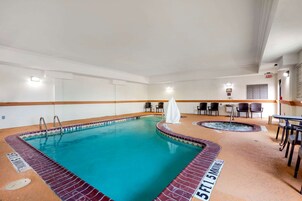 Una piscina techada