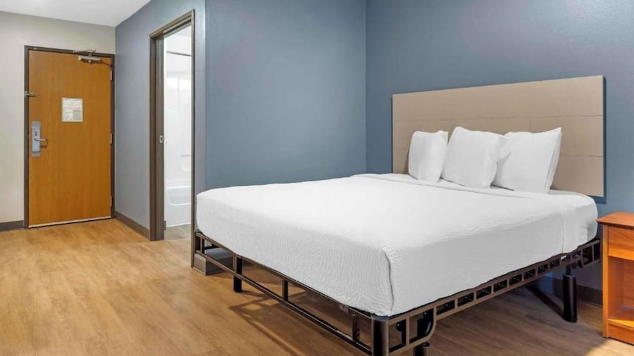 Studio 6 Extended Stay Fort Myers FL