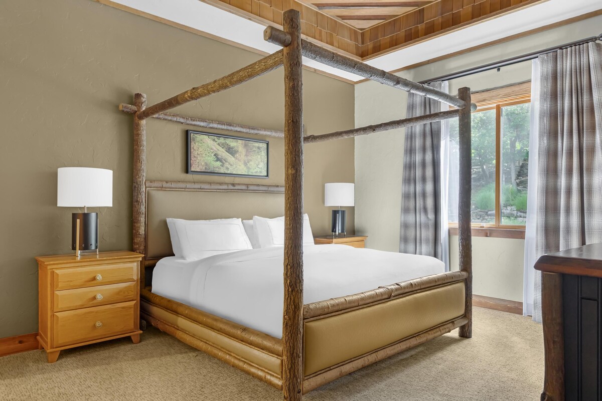 Room, 3 Bedrooms, Lake View
