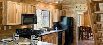 Rock Crest Lodge And Cabins