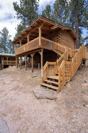 2 Queen Cabin - Rock Crest Lodge And Cabins (Custer)