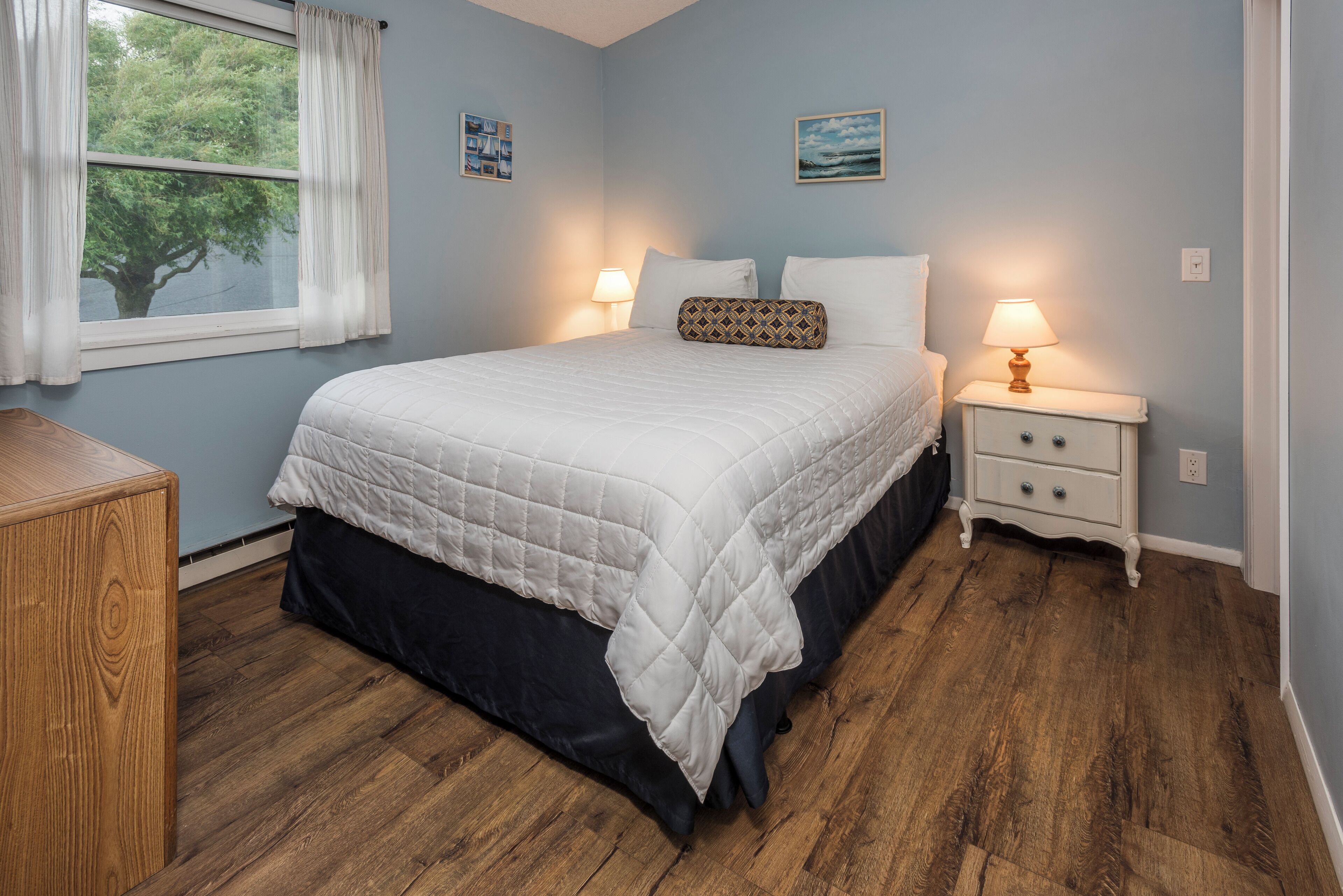 suite, 2 bedrooms | 1 bedroom, individually decorated, individually furnished, free wifi