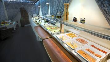 Daily buffet breakfast for a fee