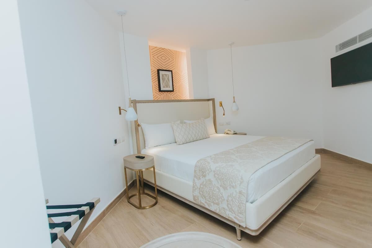 Minibar (free items), in-room safe, desk, iron/ironing board