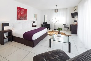 Traditional Room | Premium bedding, minibar, in-room safe, individually furnished - Villa La Florangerie Hotel & Spa (Strasbourg)
