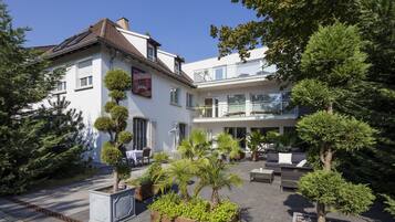 Fachada da propriedade