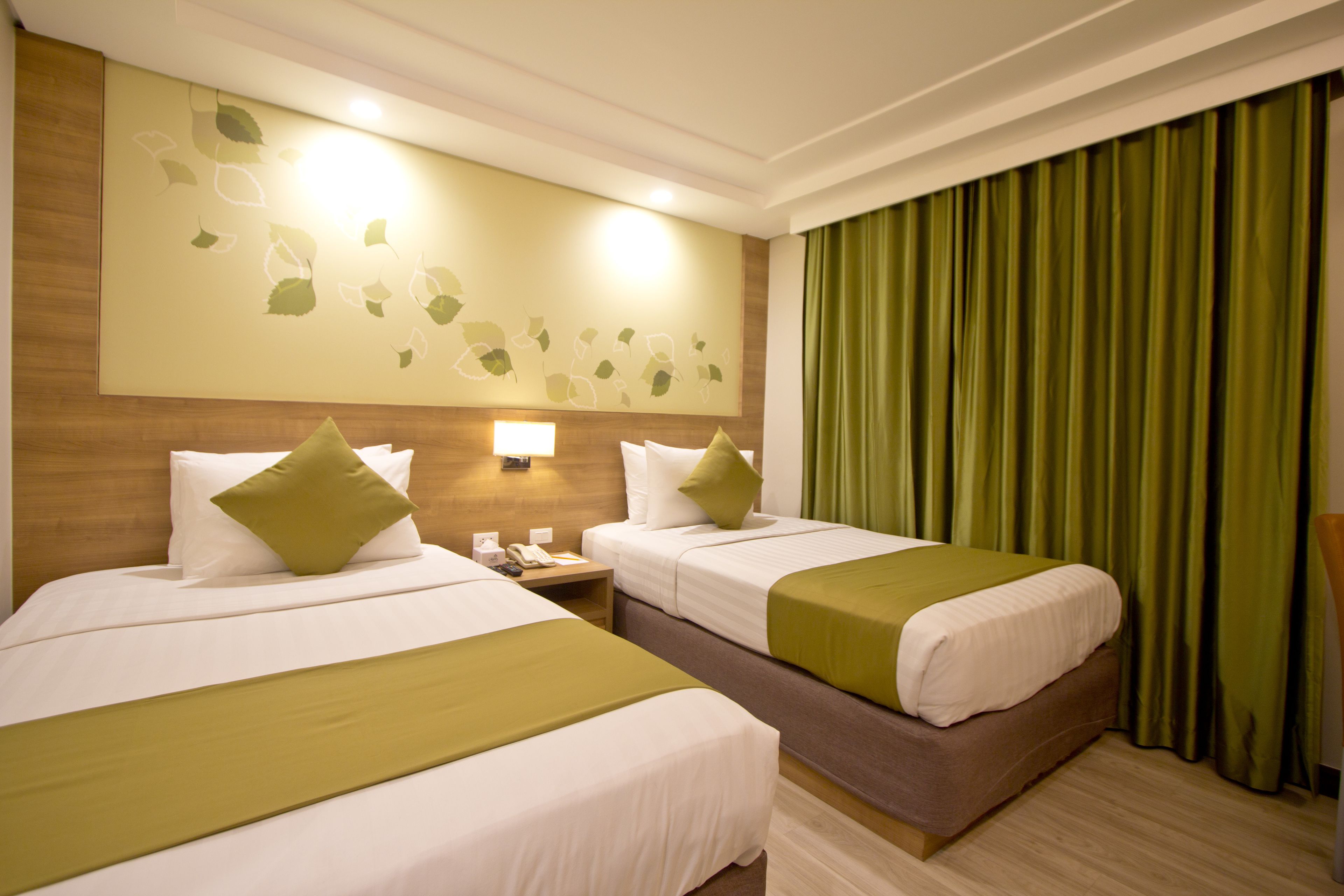 Photo - Crown Regency Hotel Makati