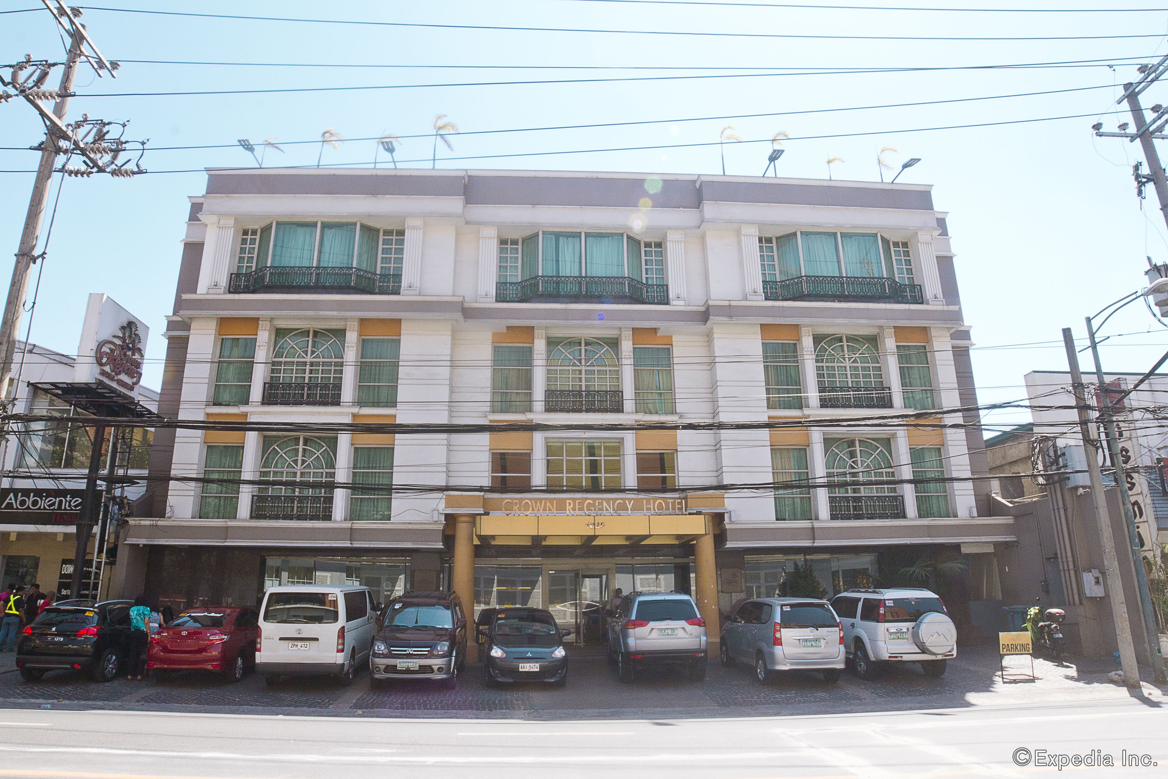 Photo - Crown Regency Hotel Makati