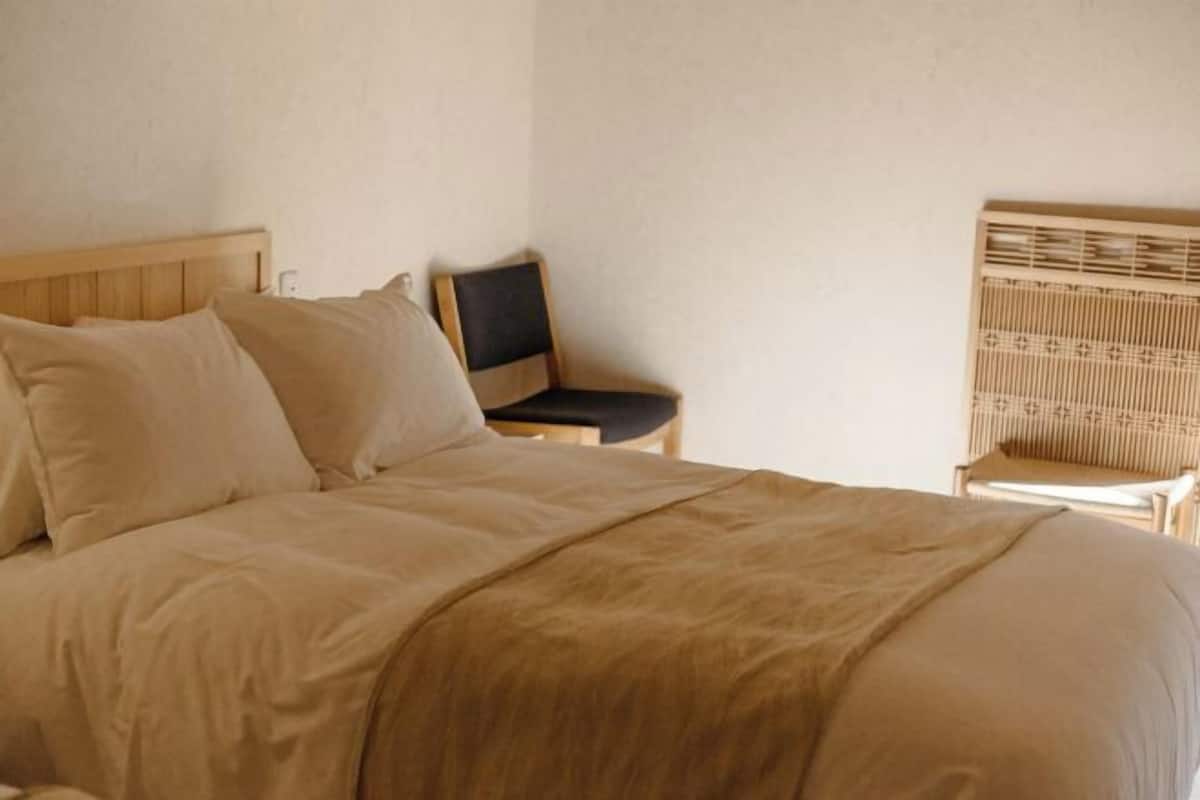 Premium bedding, down duvets, pillow-top beds, in-room safe