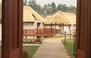 Property grounds - Granny Mouse Country House & Spa (Lidgetton West)