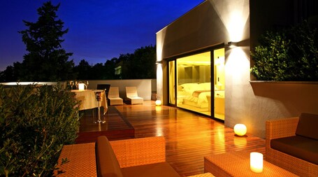 ABaC H&R Barcelona Monument - view 2