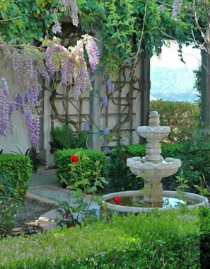 Fountain - The Casitas of Arroyo Grande (Arroyo Grande)