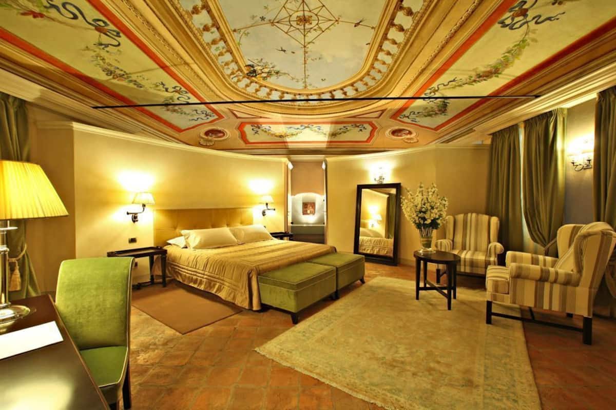 1 bedroom, premium bedding, select comfort beds, minibar