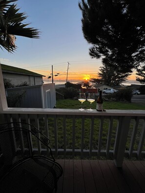 Exclusive House, 2 Bedrooms, Non Smoking, Bay View | Terrace/patio