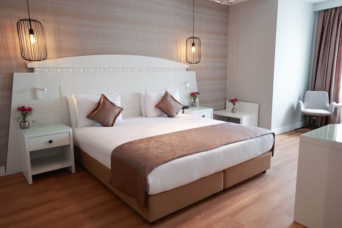 Comfort Room, 1 Double or 2 Single Beds