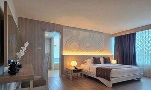 Suite, 1 très grand lit, non-fumeur, vue ville