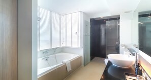 Suite, 1 King Bed, Non Smoking, City View | Bathroom | Combined shower/tub, free toiletries, hair dryer, towels - Best Western Chaweng Samui (Koh Samui)