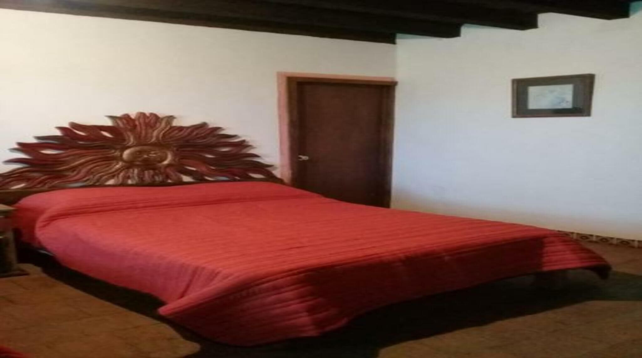 WiFi (free), bed sheets