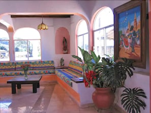 Lounge no saguão