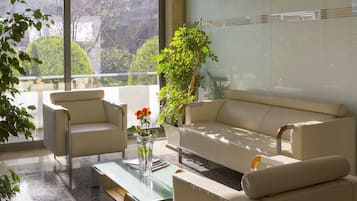 Sala de estar en el lobby