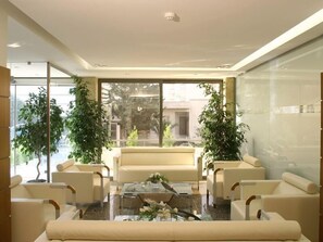 Interior entrance - Blue Sea Hotel (Alimos)