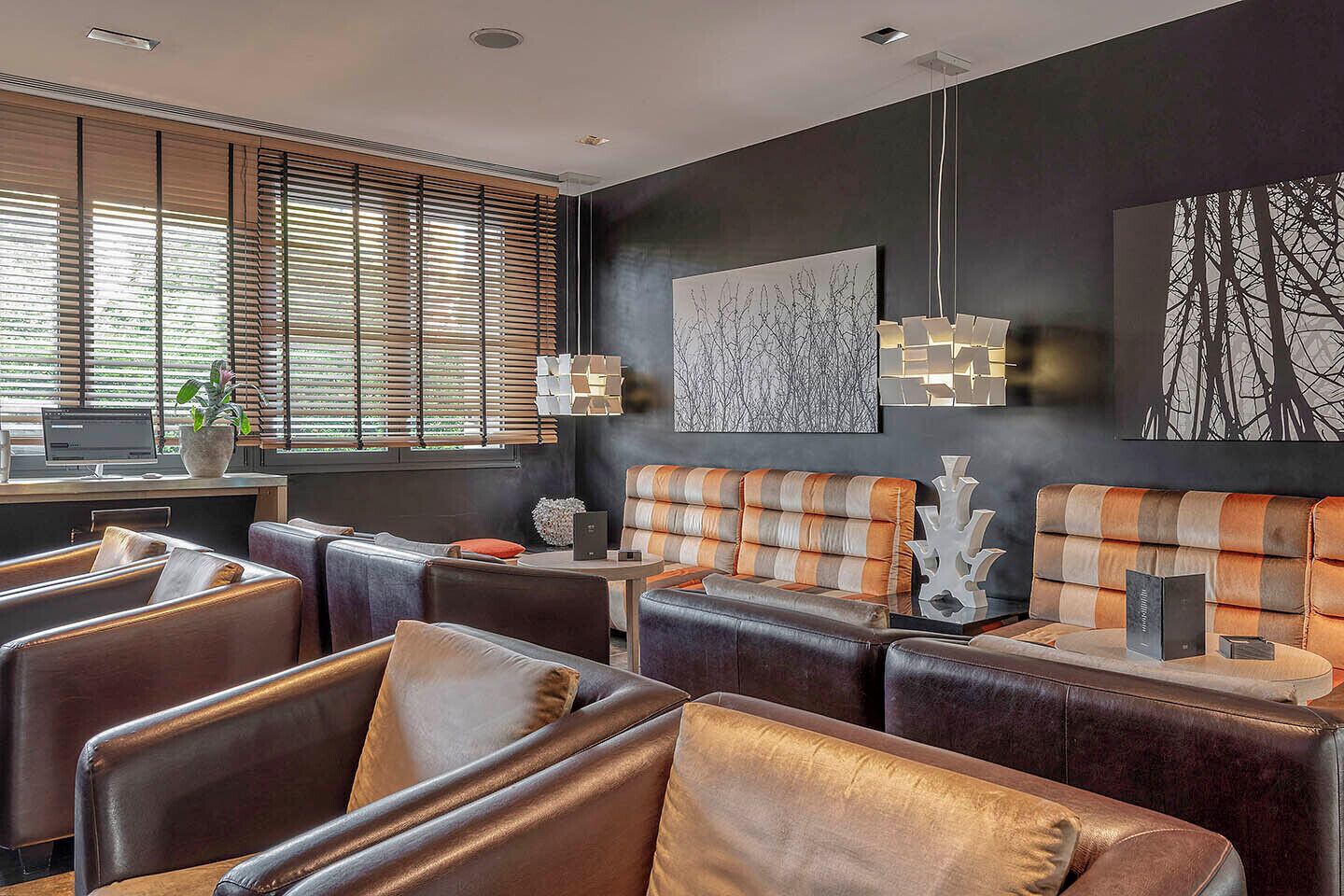 Lobby-Lounge