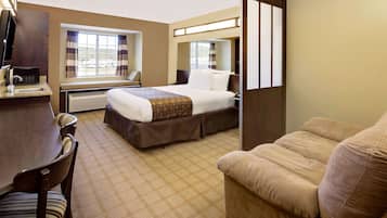 Studio Suite, 1 Queen Bed, Accessible, Non Smoking (Mobility) | Individually decorated, individually furnished, desk, laptop workspace