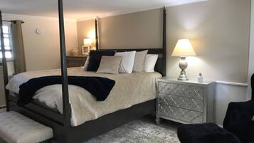 1 bedroom, individually decorated, individually furnished