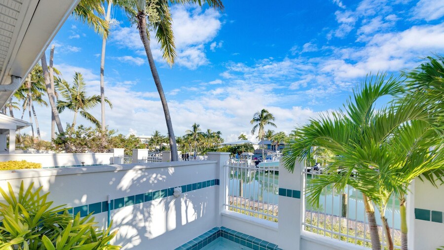 Village at Hawks Cay Villas by KeysCaribbean