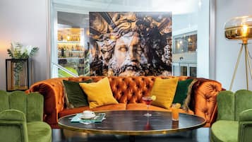 Sala de estar en el lobby