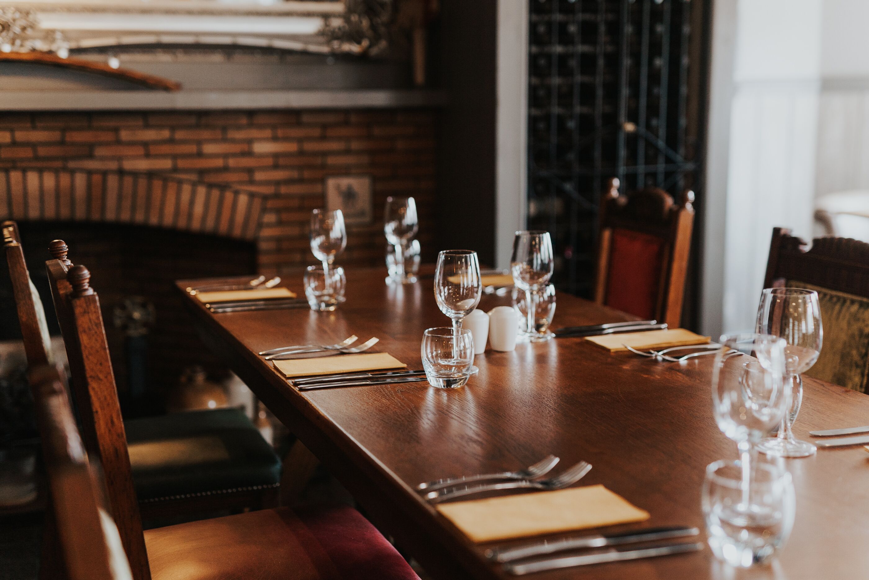 breakfast, lunch and dinner served