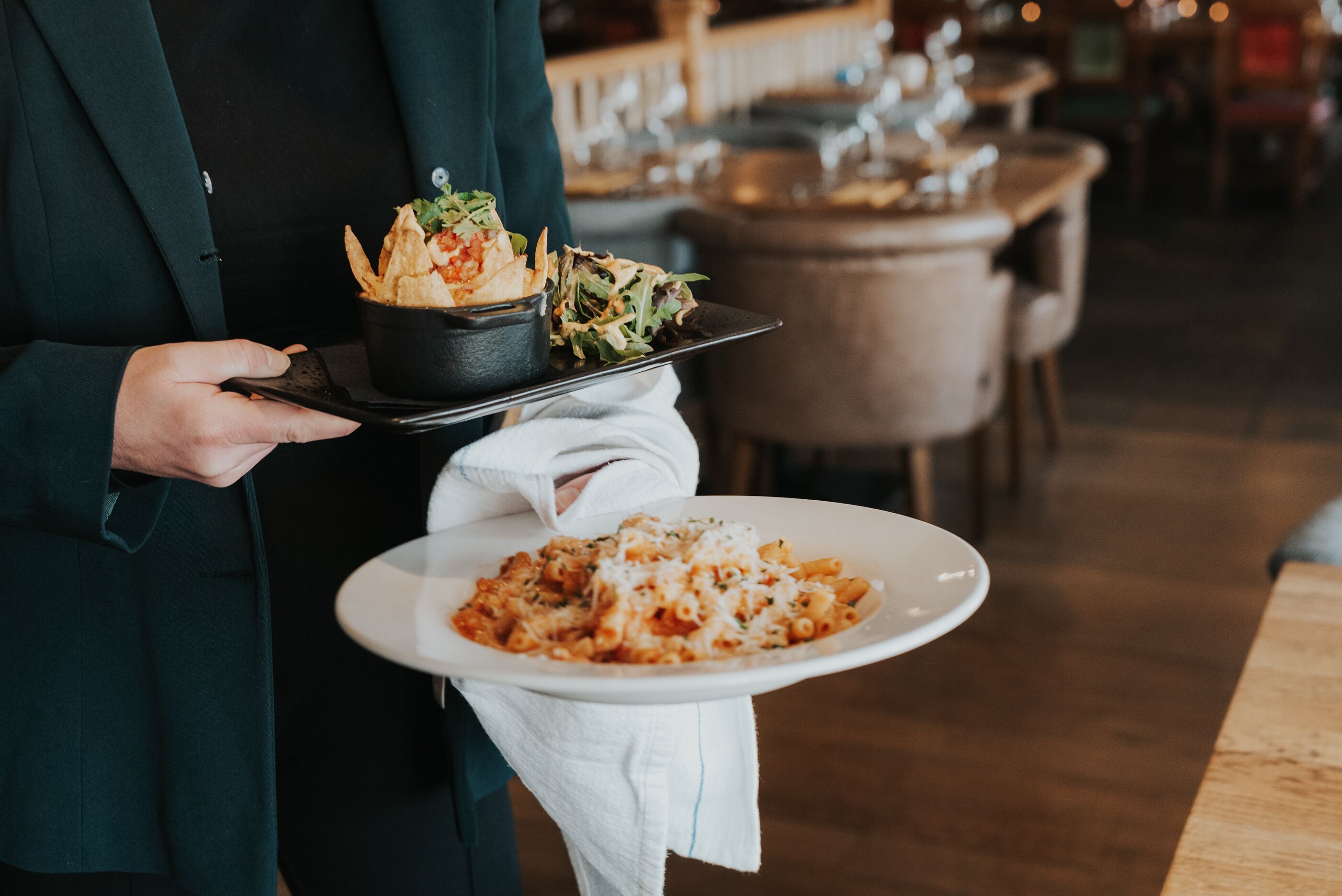 breakfast, lunch and dinner served