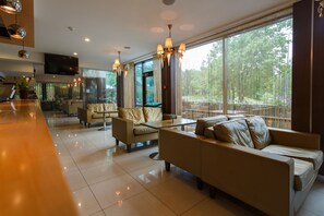 Bar (on property) - Rocca al Mare Hotel (Tallinn)