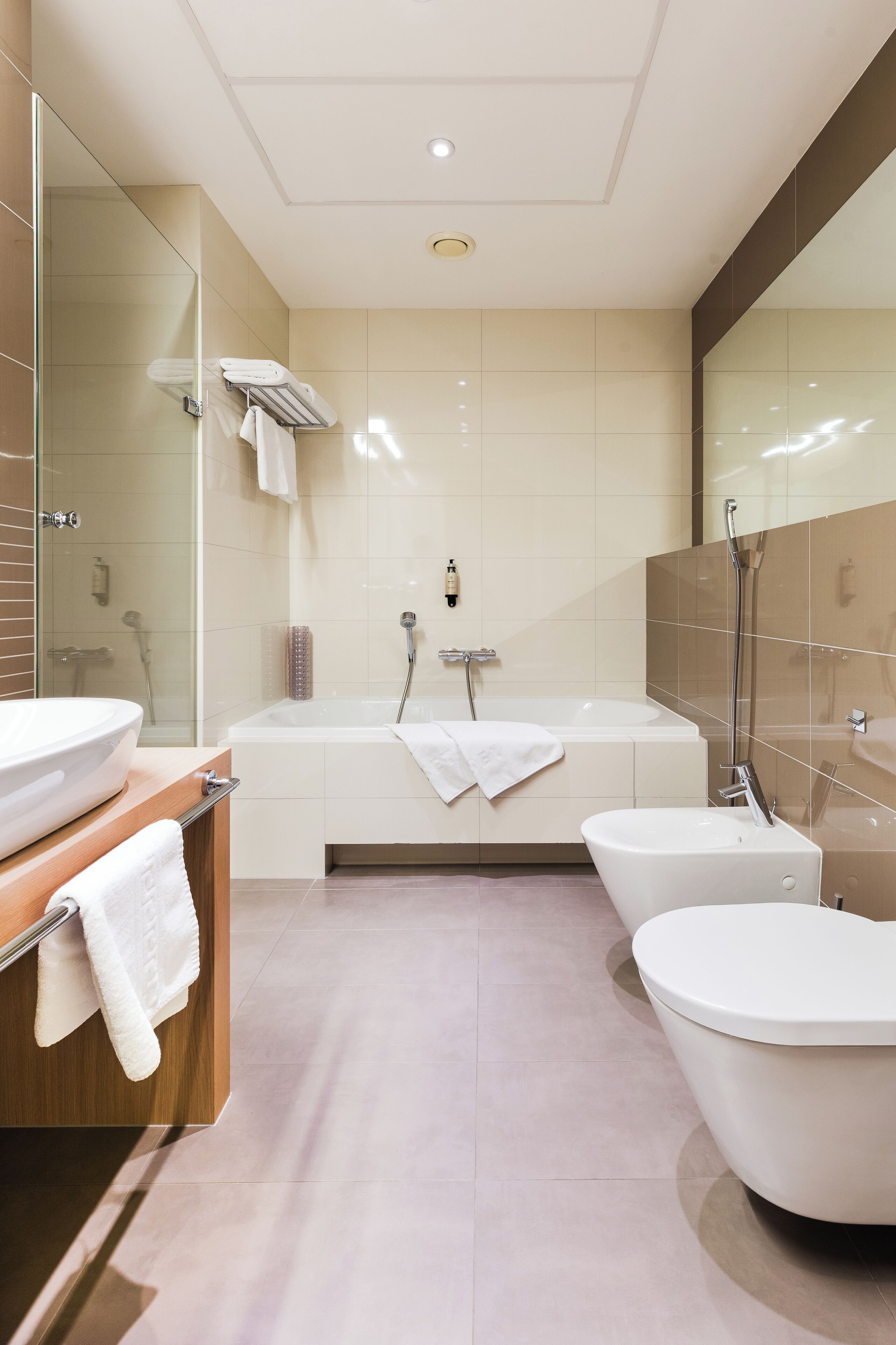 Foto - Roset Hotel & Residence