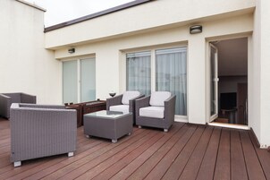 Cobertura, vista para a cidade | Terraço/pátio