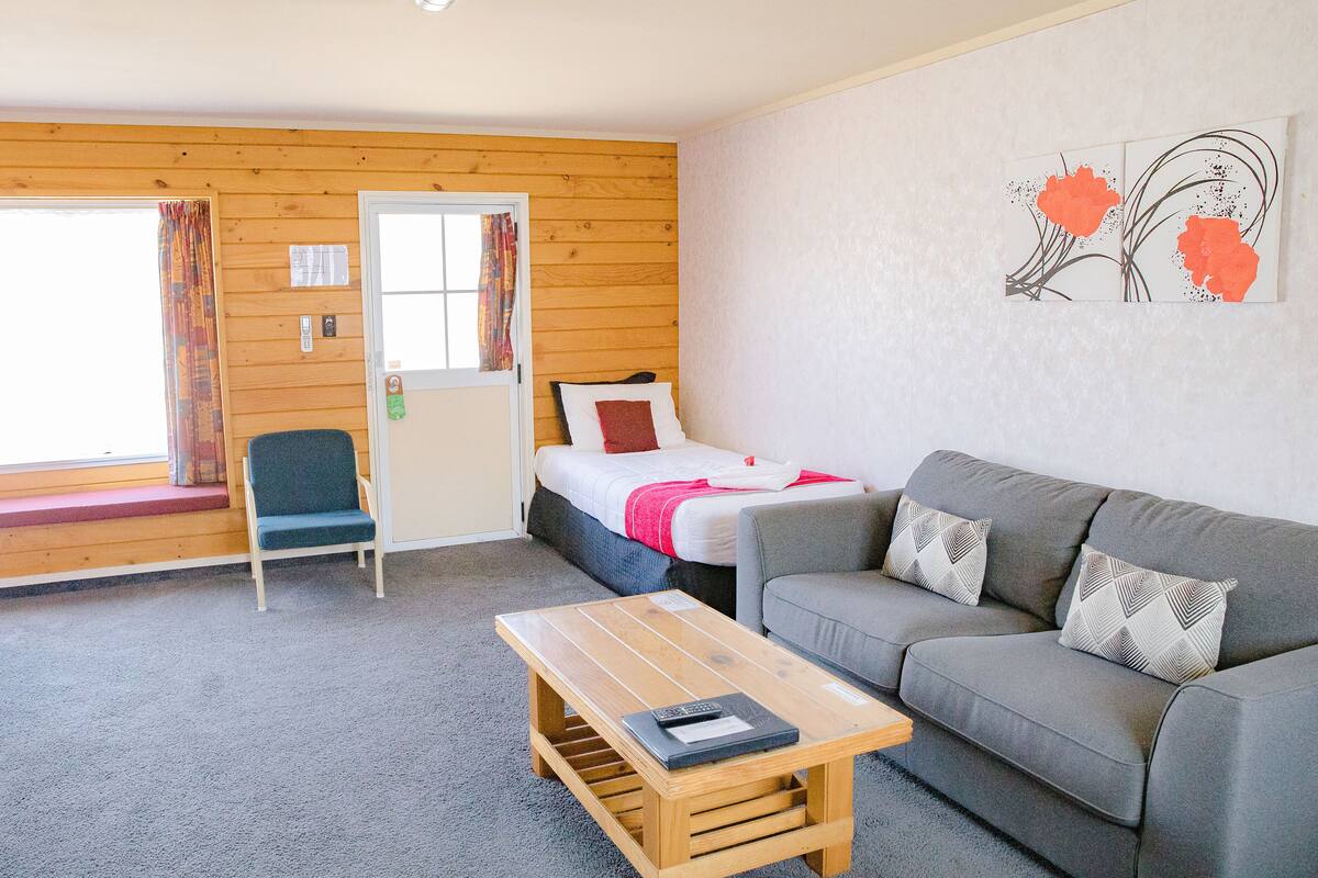 Executive Studio (King)