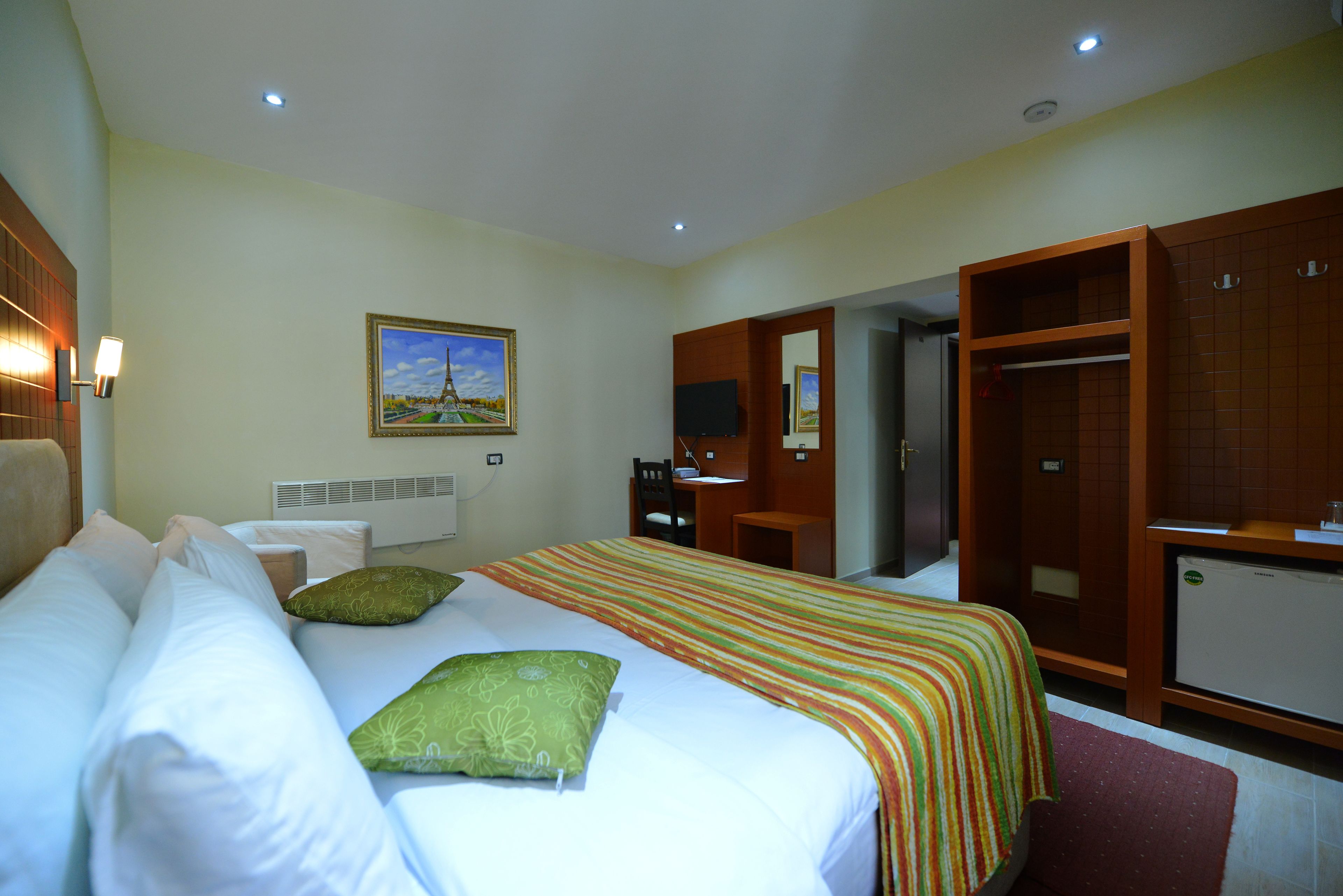 Minibar, in-room safe, desk, soundproofing