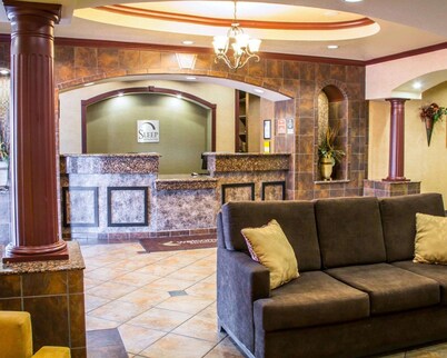 Sleep Inn & Suites at Six Flags