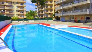 Piscina a l'aire lliure