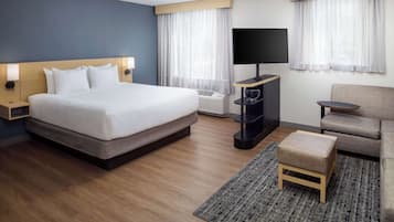 Guest Room, 客房, 1 張特大雙人床 | 高級寢具、特厚豪華床墊、房內夾萬、書桌
