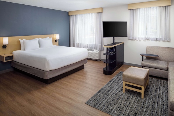 Guest Room, Room, 1 King Bed