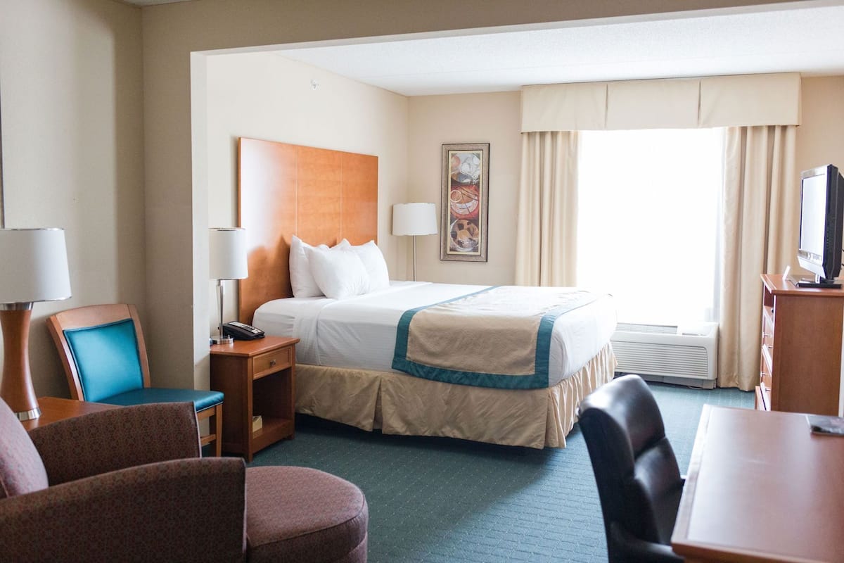 Pillow-top beds, in-room safe, desk, laptop workspace