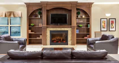 Ramada by Wyndham Weyburn