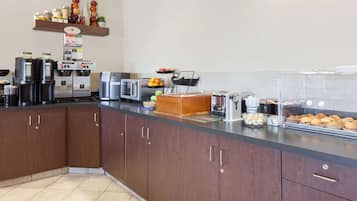 Petit déjeuner continental compris tous les jours