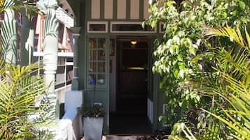 Entrada de la propiedad